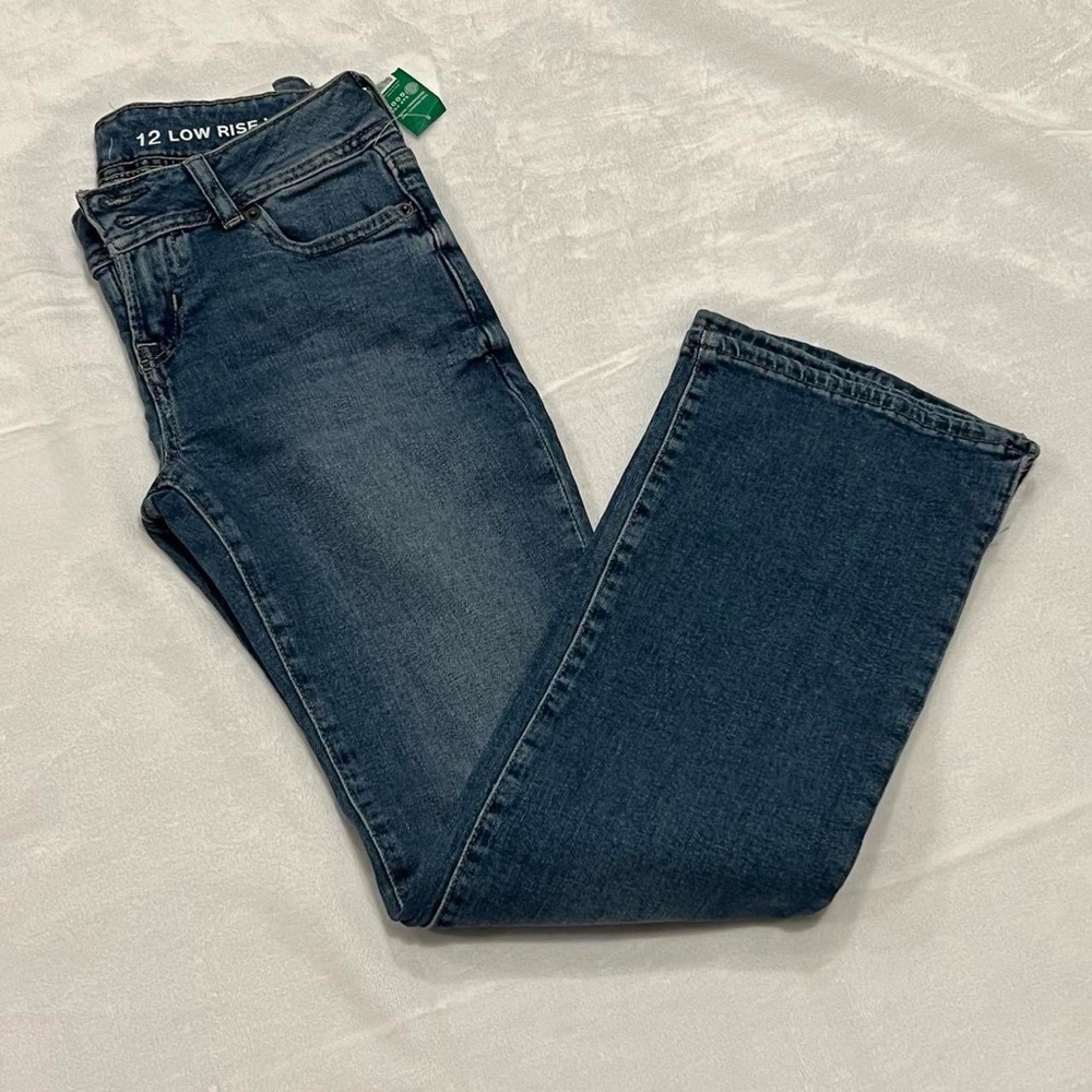 GAP, girls size 12 jeans. They are low rose, vintage boot cut. Made w/ wash well